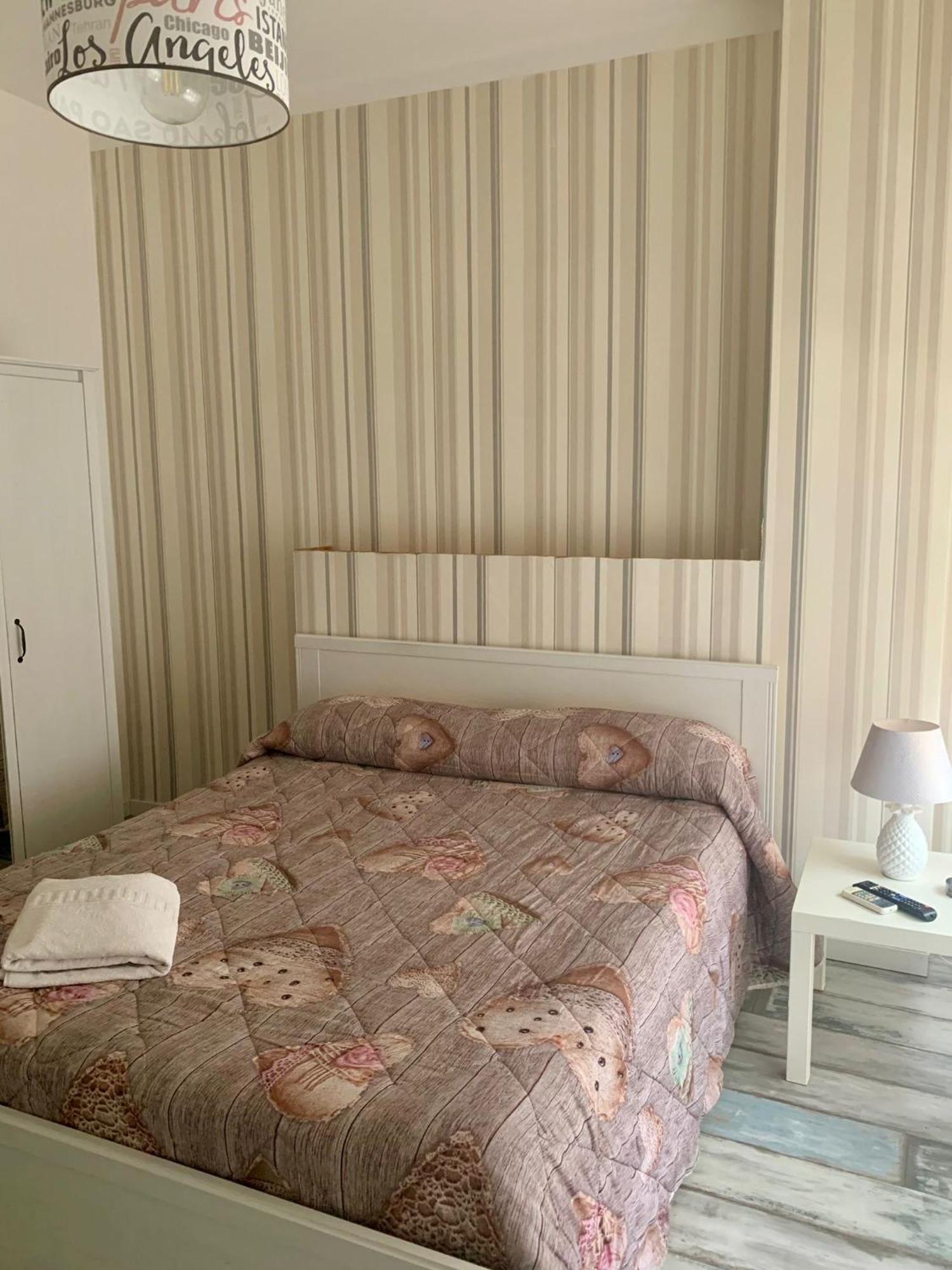 B&B Le Coccinelle Бари Экстерьер фото